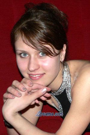 78003 - Irina Age: 29 - Russia