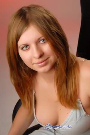 102844 - Julia Age: 32 - Ukraine