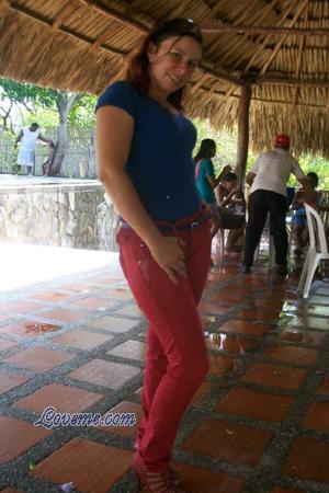 133759 - Alexandra Age: 40 - Colombia