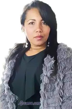 170802 - Aleyda Age: 49 - Colombia