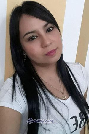 181185 - Andrea Age: 39 - Colombia