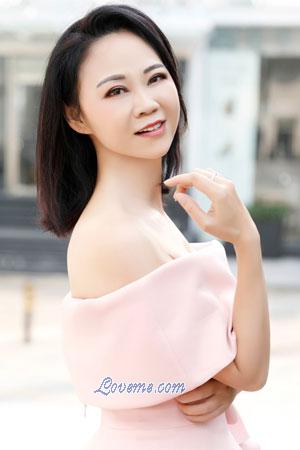 185182 - Yuanyuan (Kitty) Age: 54 - Hong Kong