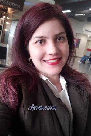 185734 - Laura Age: 31 - Colombia