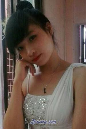 193495 - Thi Phuong Age: 30 - Vietnam