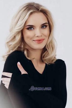 208474 - Valeriia Age: 19 - Ukraine