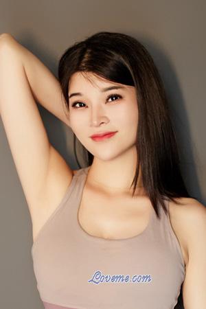 214202 - Chunfang Age: 37 - China