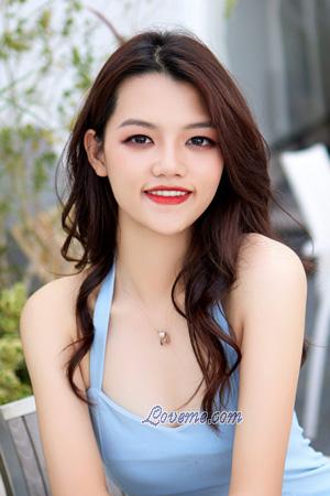 214648 - Tingyu Age: 22 - China