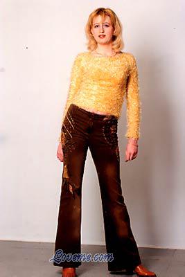 50410 - Elena Age: 36 - Russia