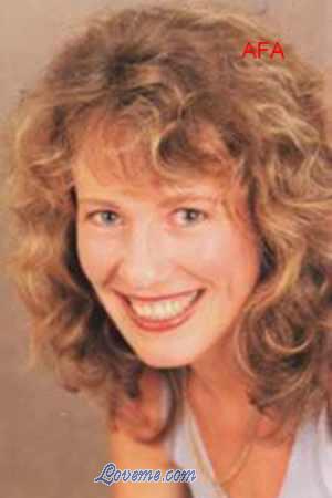 50928 - Elena Age: 41 - Russia