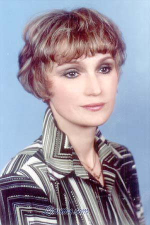 51049 - Irina Age: 43 - Russia