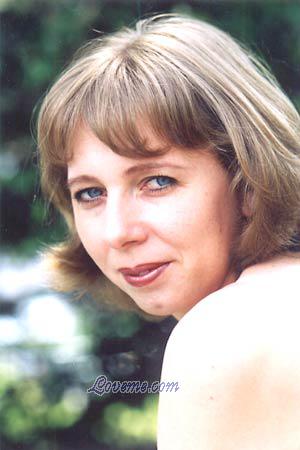 52452 - Elena Age: 37 - Ukraine