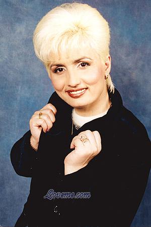 52490 - Irina Age: 54 - Russia