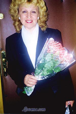 52654 - Valentina Age: 58 - Russia