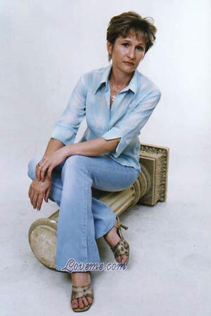 52725 - Violetta Age: 49 - Russia