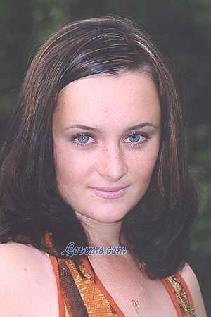 52852 - Maria Age: 30 - Russia