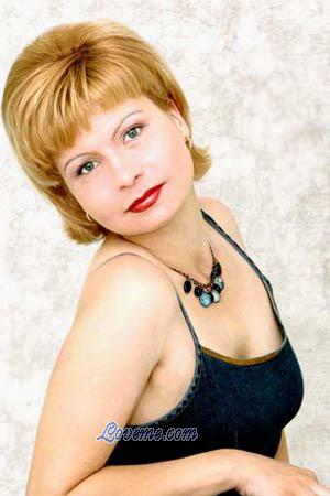 53038 - Veronika Age: 40 - Russia