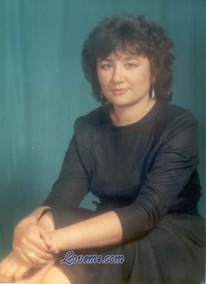 53245 - Larisa Age: 49 - Russia