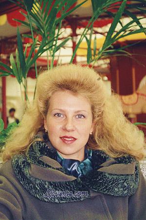 53274 - Marina Age: 36 - Russia