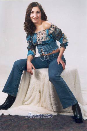 53487 - Diana Age: 28 - Russia