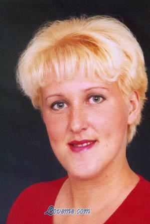 53710 - Zanna Age: 33 - Latvia