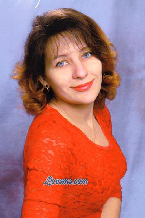 54093 - Larisa Age: 42 - Russia