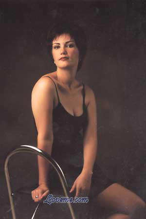 54256 - Elena Age: 36 - Russia