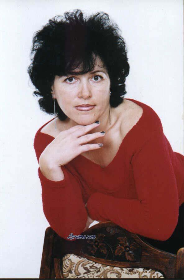 54268 - Svetlana Age: 49 - Russia