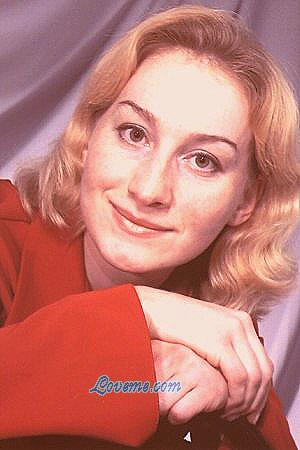 54269 - Oksana Age: 32 - Russia
