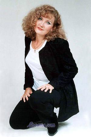 54393 - Svetlana Age: 41 - Russia