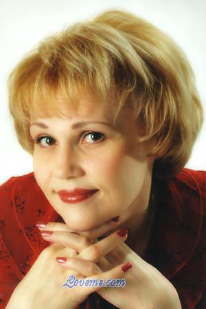 55176 - Ludmila Age: 37 - Russia