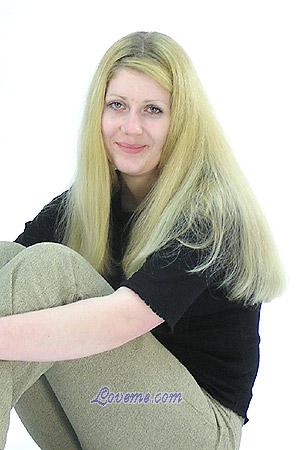 55418 - Elena Age: 28 - Russia