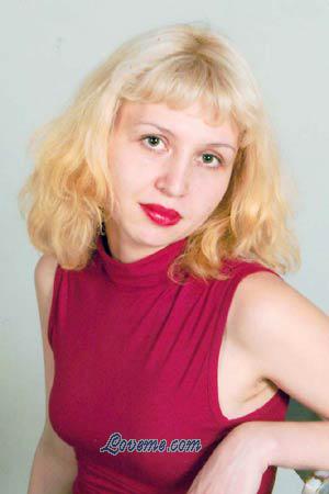 55662 - Iana Age: 33 - Russia