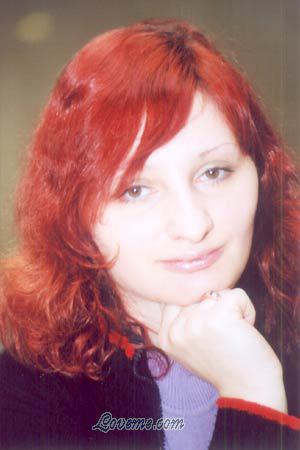 56652 - Alina Age: 32 - Russia