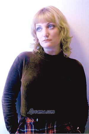 57172 - Natalia Age: 36 - Russia