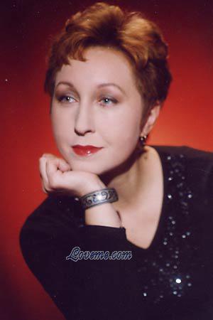 57292 - Elena Age: 42 - Russia