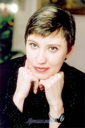 57519 - Elena Age: 39 - Russia