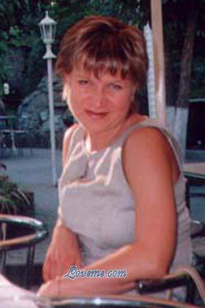 58003 - Svetlana Age: 37 - Russia