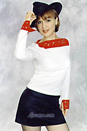 59584 - Yulia Age: 36 - Russia