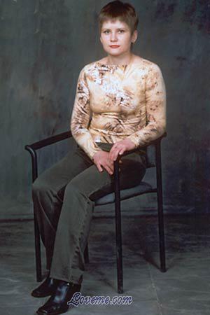 60180 - Ludmila Age: 39 - Russia