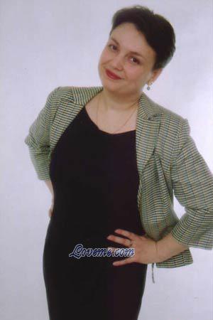 61032 - Alfiya Age: 43 - Russia