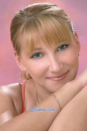 61460 - Natalya Age: 42 - Russia