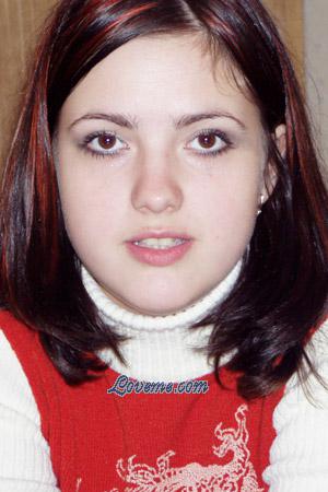 61739 - Svetlana Age: 28 - Russia