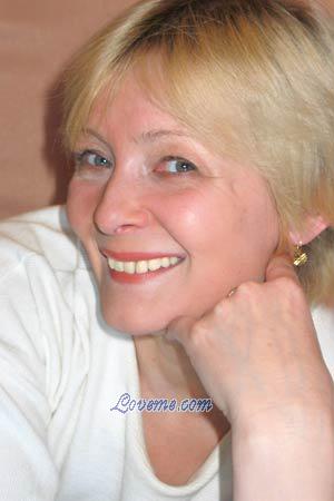 62044 - Alla Age: 52 - Russia