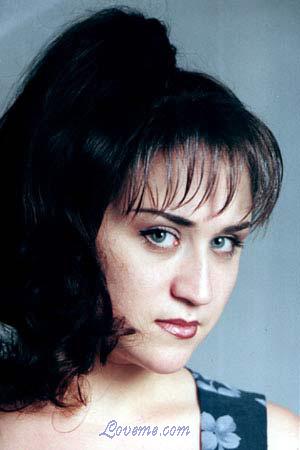 62210 - Irina Age: 32 - Russia