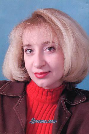 62223 - Yana Age: 37 - Russia