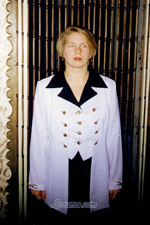 64101 - Svetlana Age: 39 - Russia