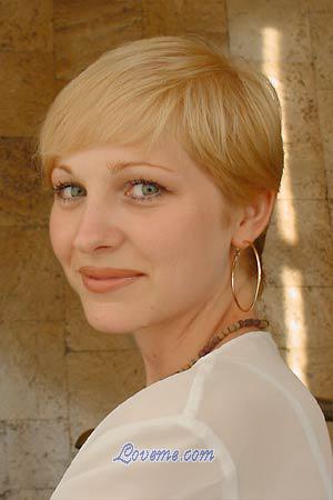 64618 - Anastasia Age: 32 - Ukraine