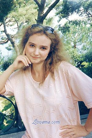 65590 - Svetlana Age: 37 - Russia