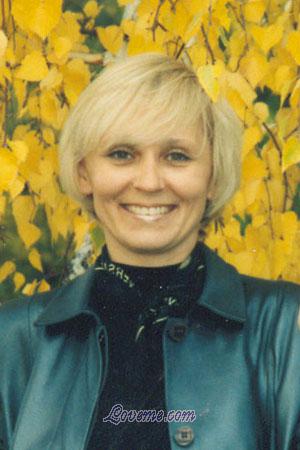 66101 - Svetlana Age: 45 - Russia