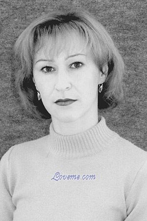 66149 - Svetlana Age: 38 - Russia